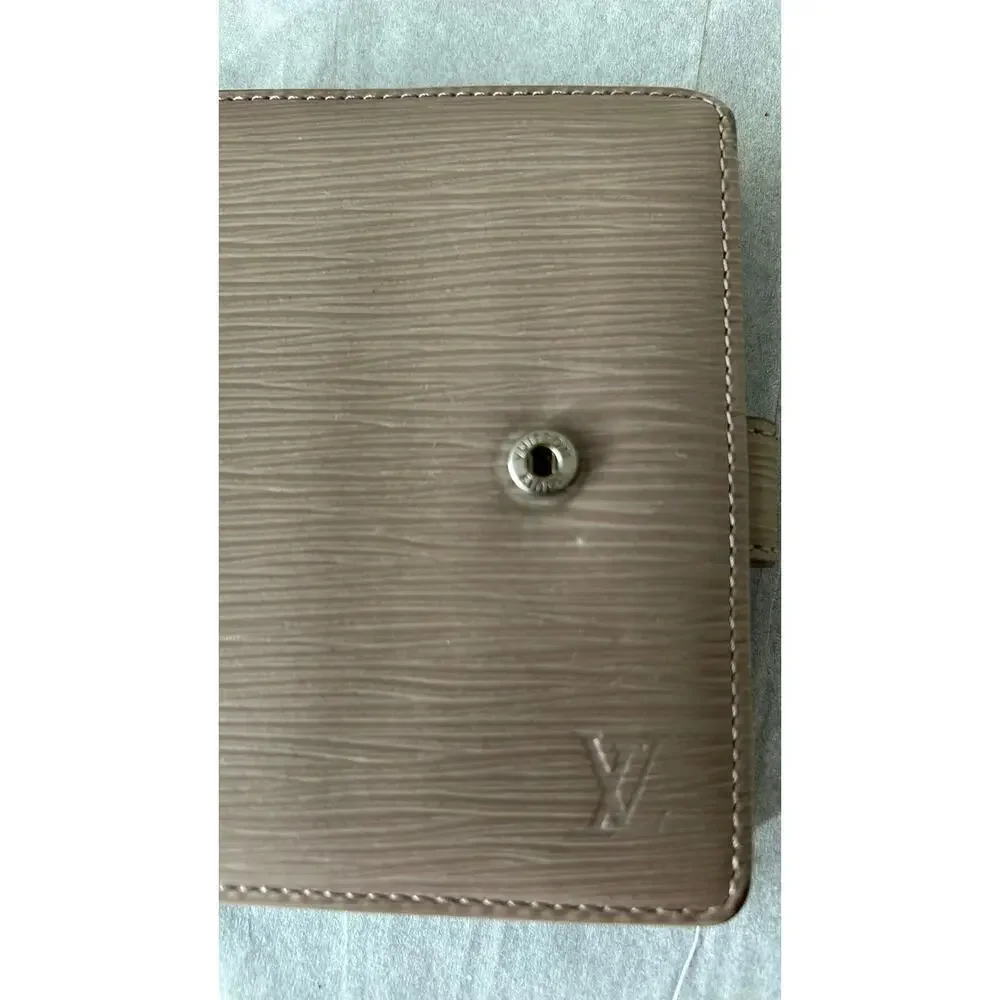 Louis Vuitton epi Marco bifold wallet